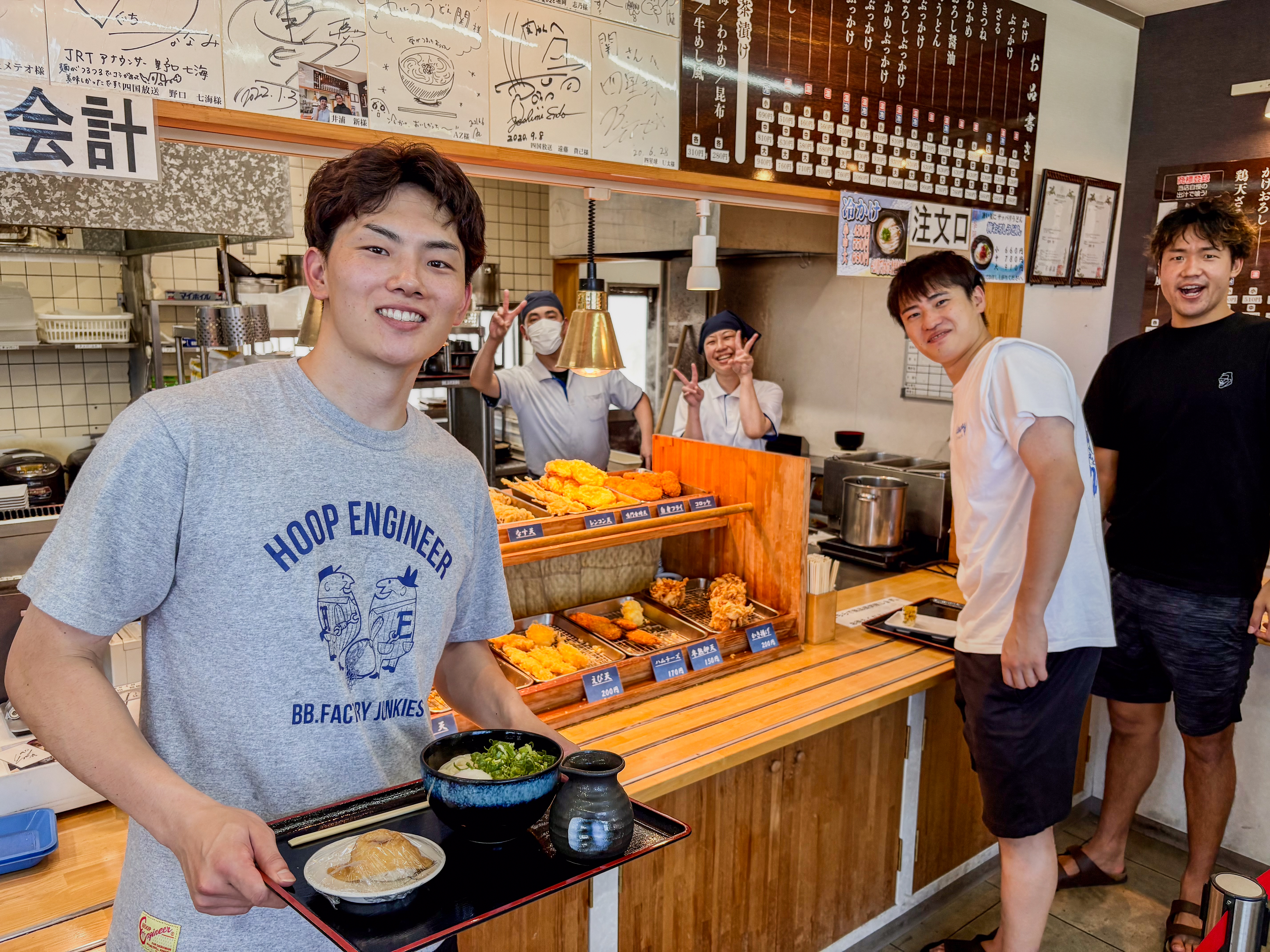 徳島ガンバロウズの選手もお気に入りのおいしいうどん
【まいど、お騒がせします！徳島ガンバロウズ 中務敏宏】　balltrip MAGAZINE（ボールトリップマガジン）