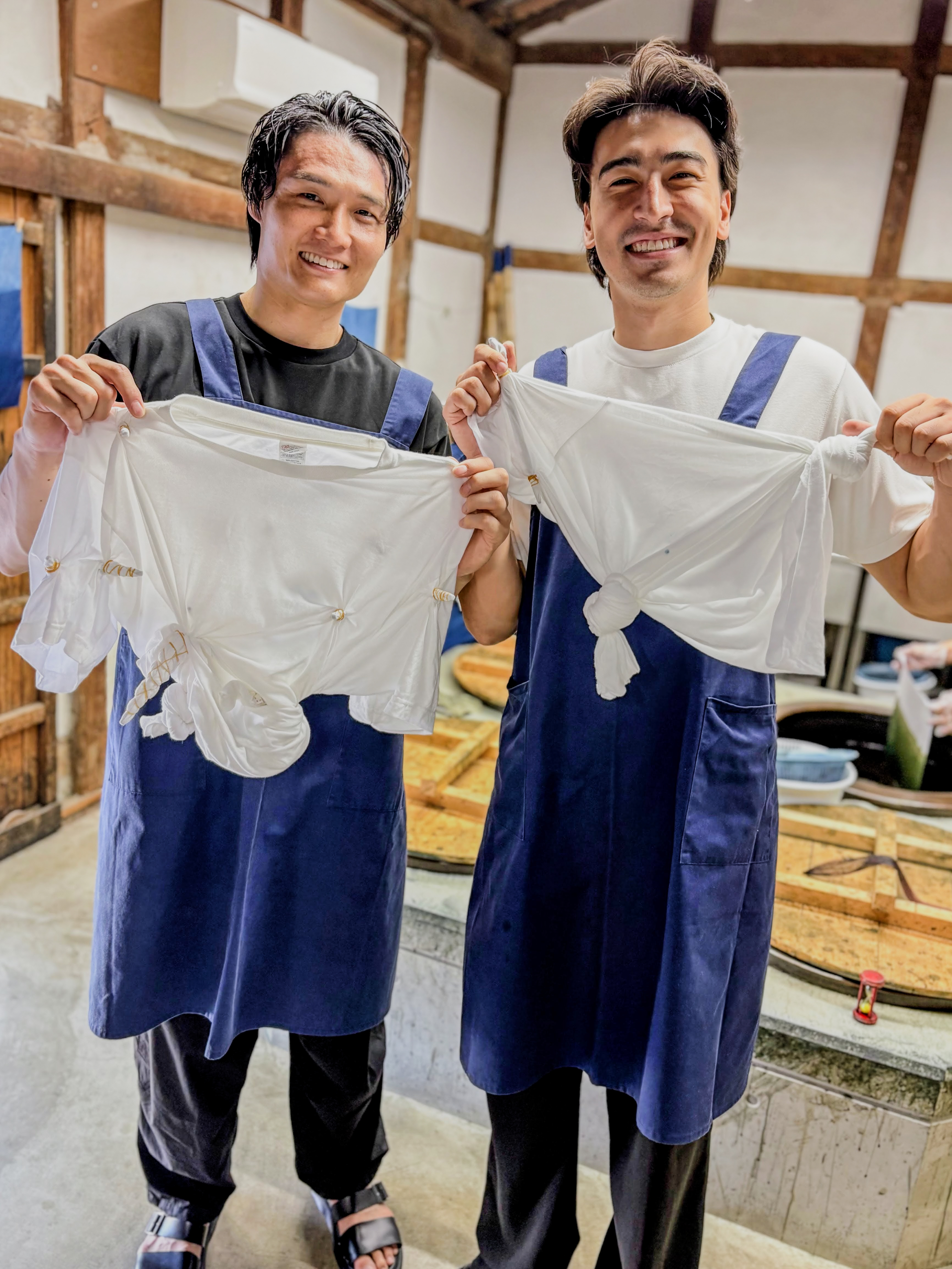 手まで染まった?徳島ガンバロウズ ハンターコート選手と藍染初体験!【まいど、お騒がせします!徳島ガンバロウズ 中務敏宏】 balltrip MAGAZINE(ボールトリップマガジン)