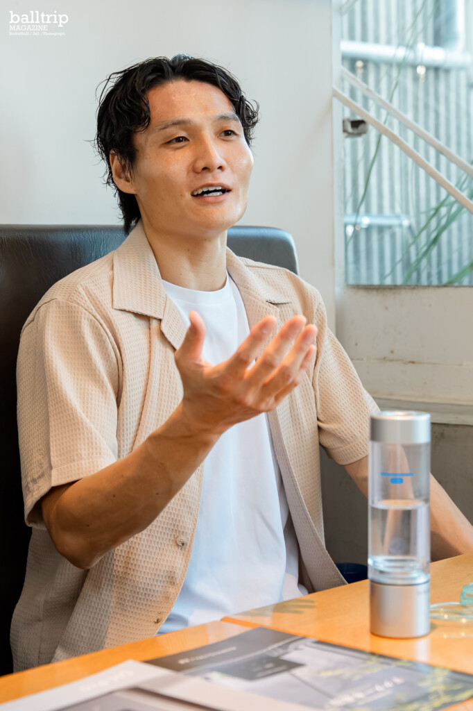 中務敏宏 × 久川貴之　2026-27シーズン 徳島ガンバロウズ「フルフルワクワク」するバスケの2年目 Sponsored by WOO株式会社　【まいど、お騒がせします！徳島ガンバロウズ 中務敏宏】　balltrip MAGAZINE（ボールトリップマガジン）