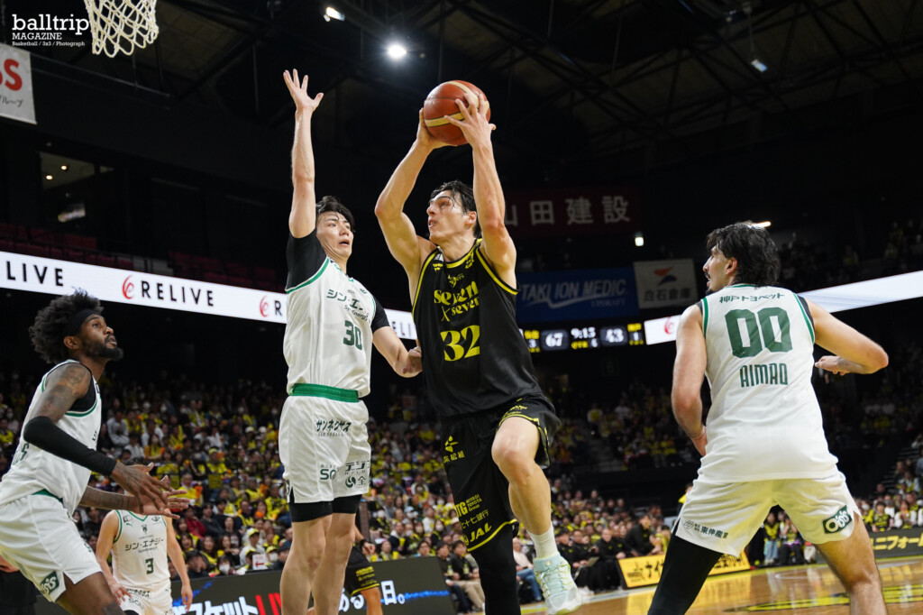 勝利を支える職人の流儀　仙台89ERS シェーファー アヴィ幸樹　balltrip MAGAZINE（ボールトリップマガジン）